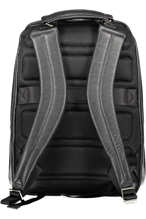 Piquadro Mens Black Backpack